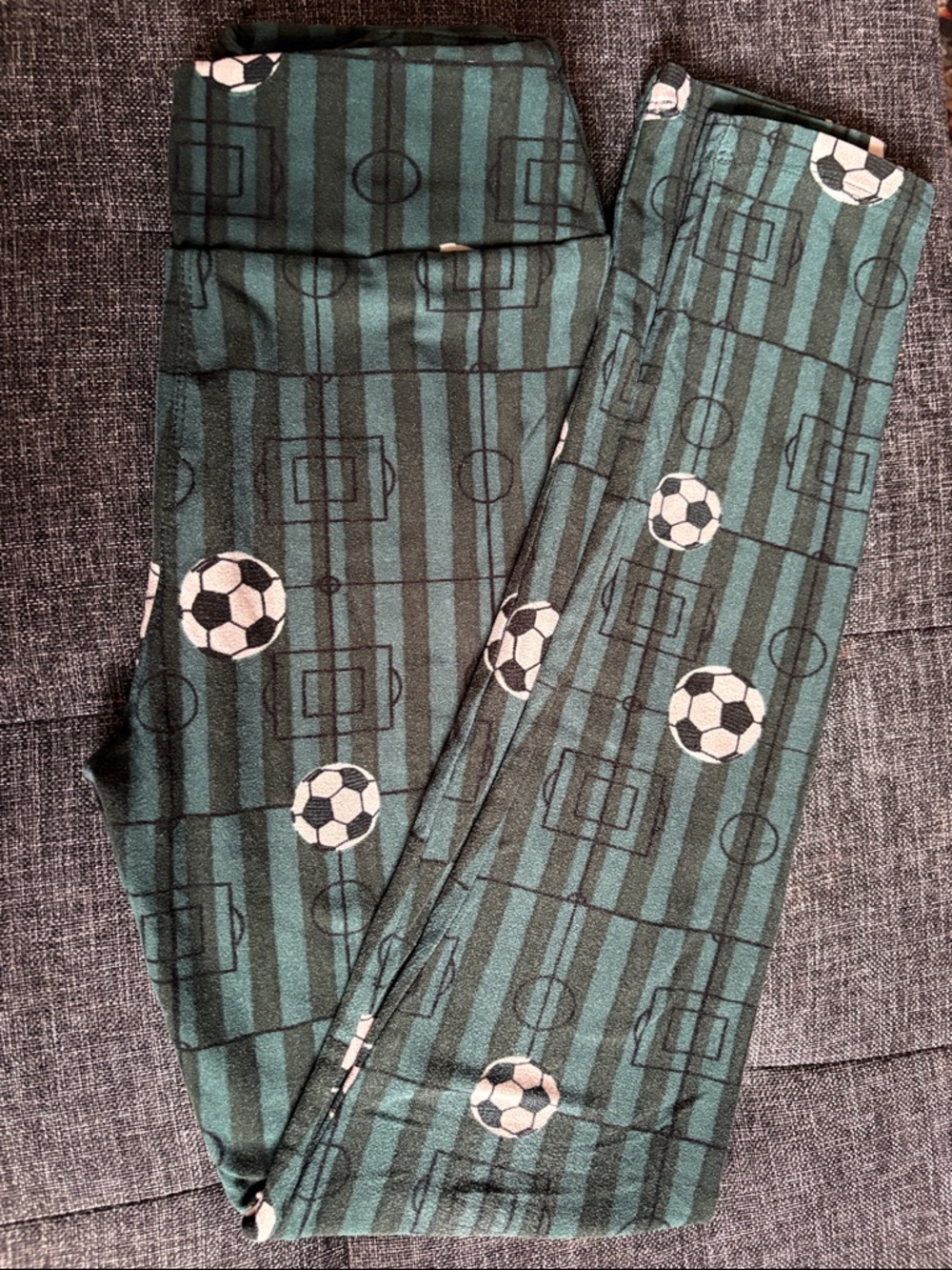 Soccer Field Print Leggings in Teal and Black